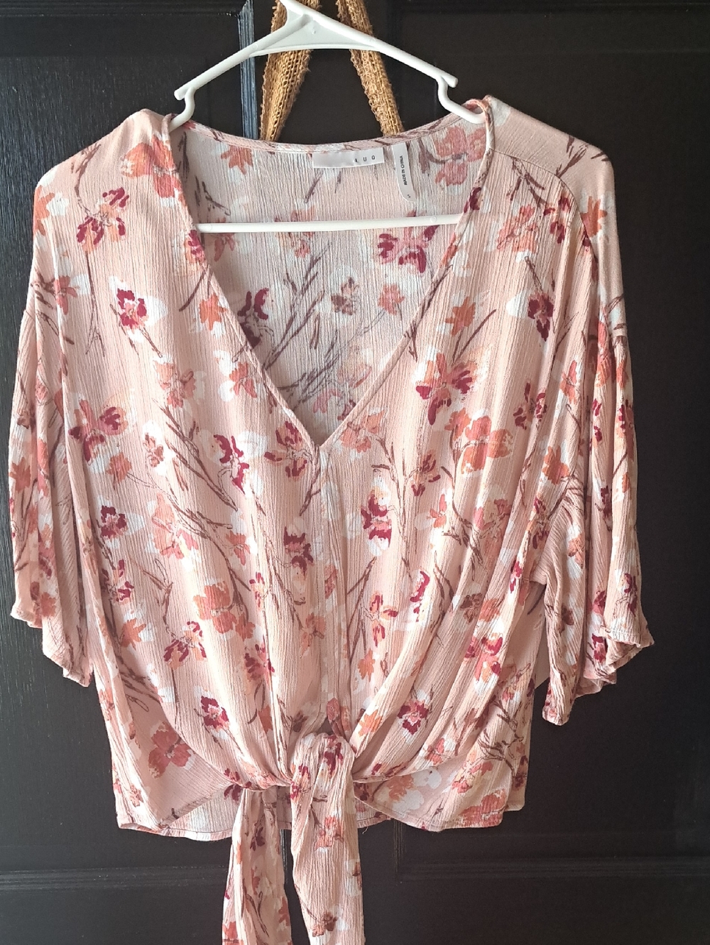 Tie-Front V-Neck Floral Blouse in Blush Pink